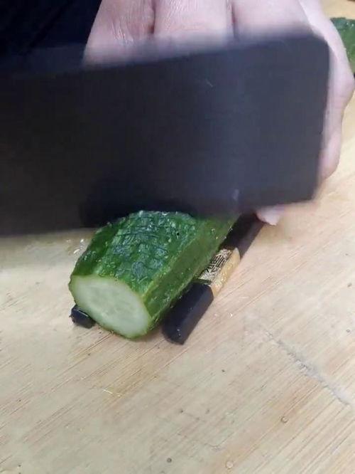 泡椒娱乐吃瓜,揭秘娱乐圈最新吃瓜事件，带你领略明星幕后故事